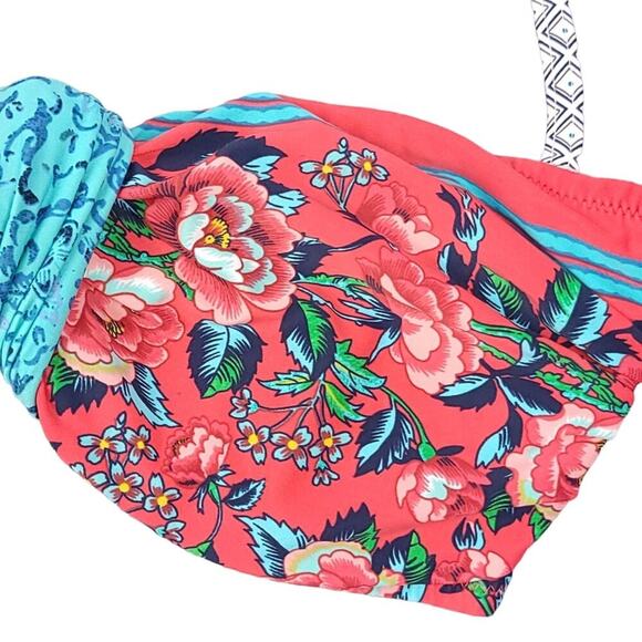 Profile Blush Bandeau Underwire Bikini Top - Picture 2 of 9